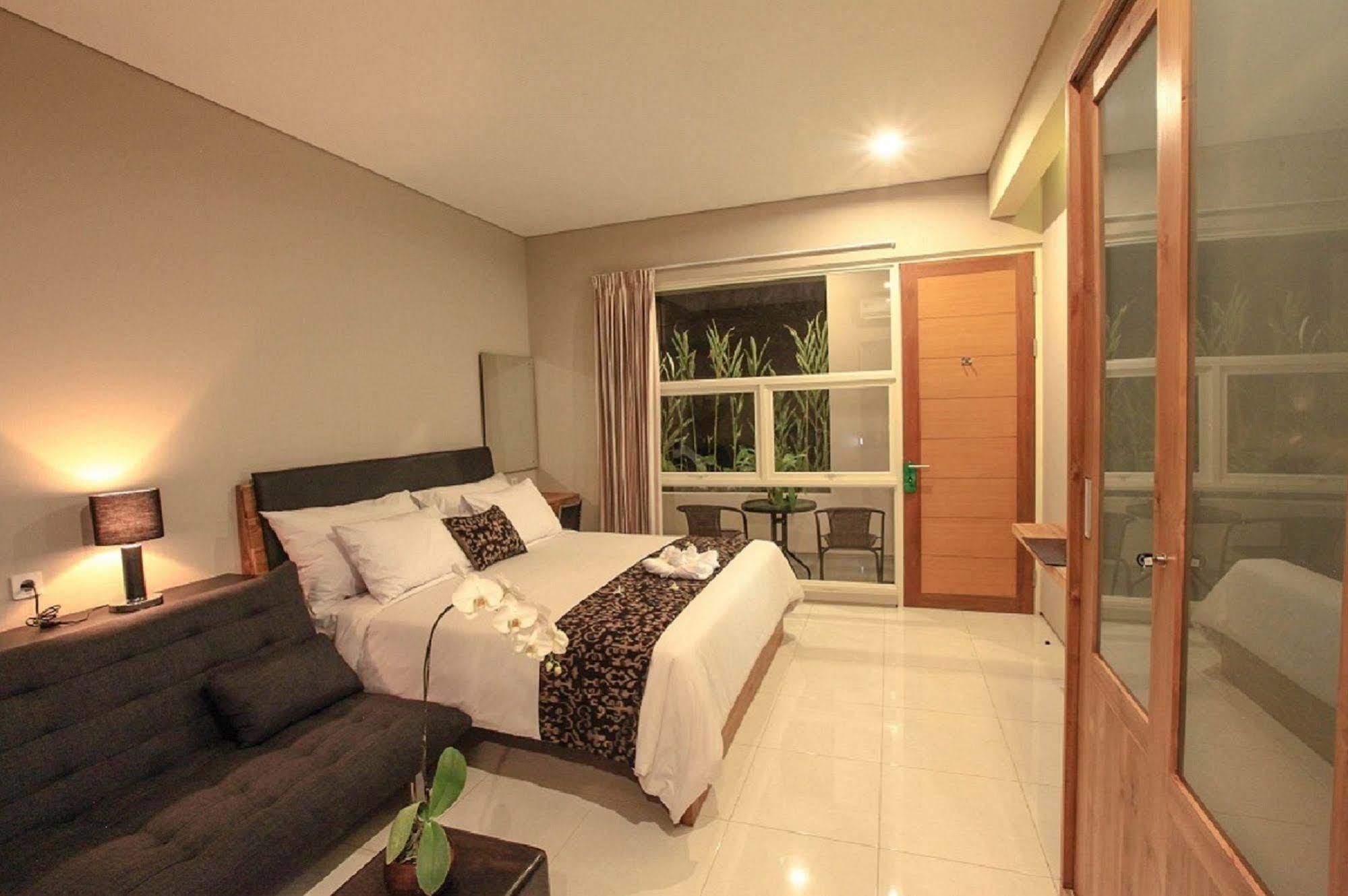 Bali True Living Aparthotel Denpasar  Exterior photo